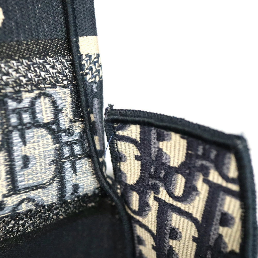 Christian Dior Oblique Diorcamp Shoulder Bag - Picture 9 of 10